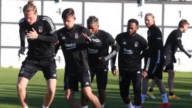 Sergen Yalçın ilk 11’ini belirlemeye çalışıyor