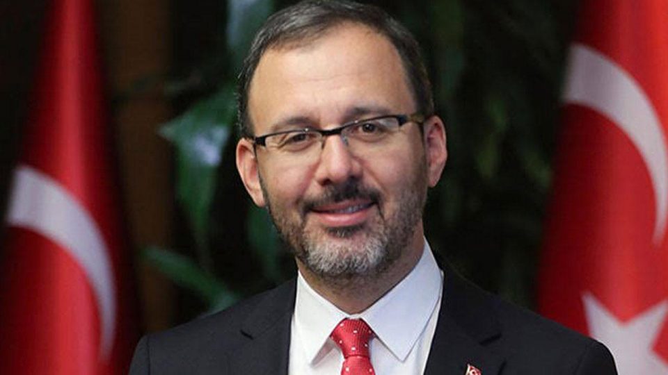 Bakan Kasapoğlu Tahir Kıran’ı kutladı