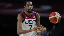 ABD’li basketbolcu Kevin Durant Tokyo 2020’de tarihe geçti