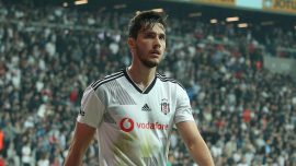 Umut Nayir Beşiktaş’a veda etti