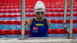 Paralimpik milli yüzücü Sevilay Öztürk’ün gözü yeni başarılarda