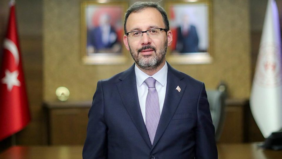 Bakan Kasapoğlu Kastamonu Belediyespor’u tebrik etti