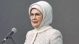 Emine Erdoğan’dan dünya şampiyonu milli boksörler Çakıroğlu ve Akbaş’a tebrik