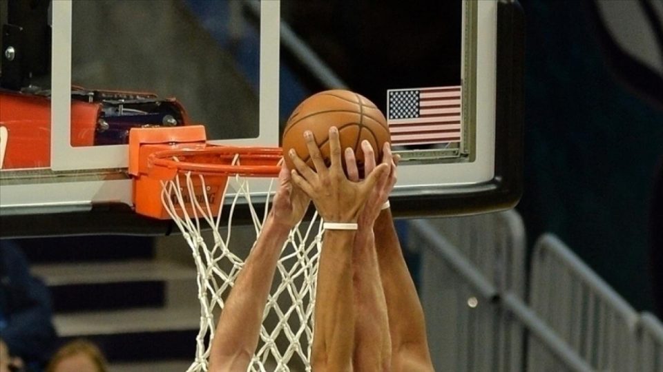 NBA’de Sixers ve Mavericks serilerinde eşitliği yakaladı