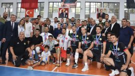 Cizre’nin voleybol takımı Türkiye’yi Avrupa’da temsil edecek